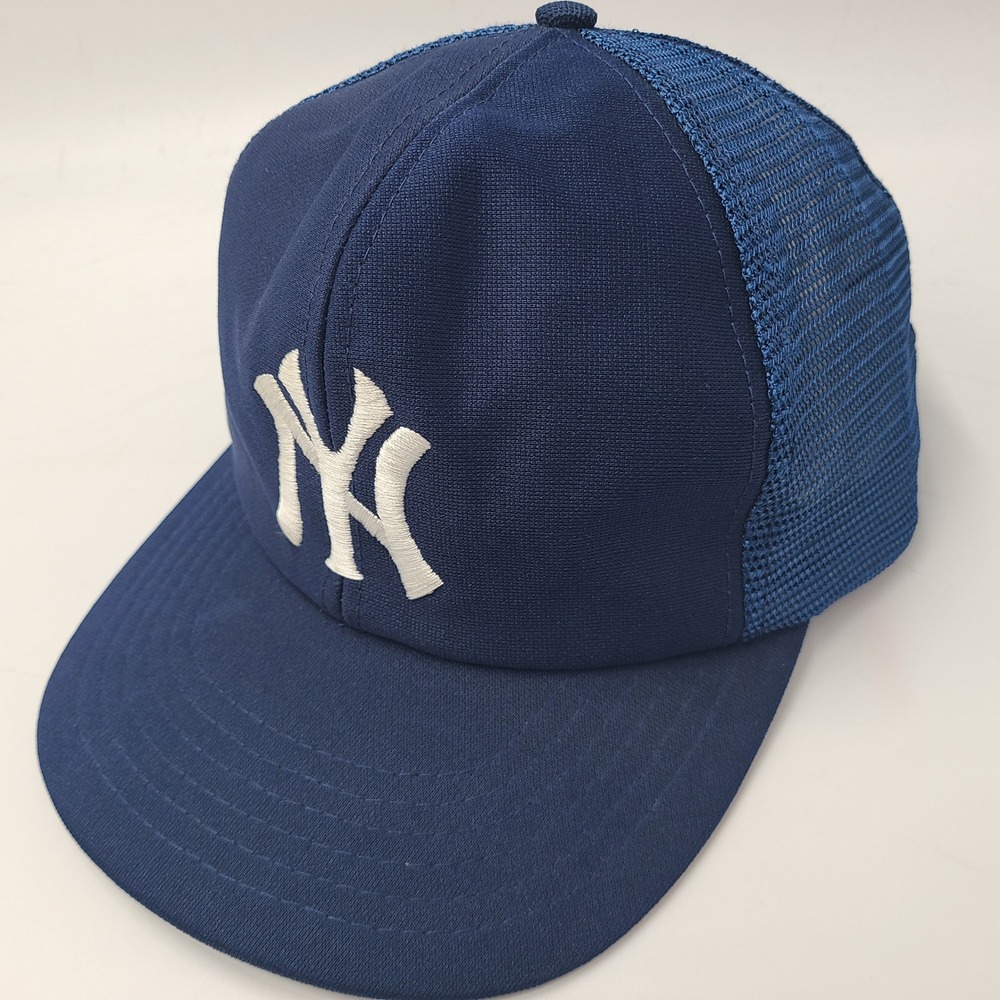 Vintage New York Yankees Hat Snapback Trucker Mesh UII Universal Blue White MLB